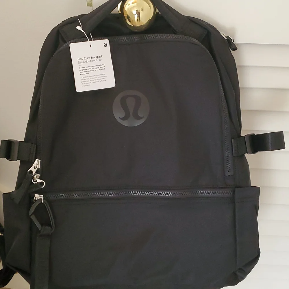 NWT Unisex Lululemon New Crew Backpack, *22L in Black